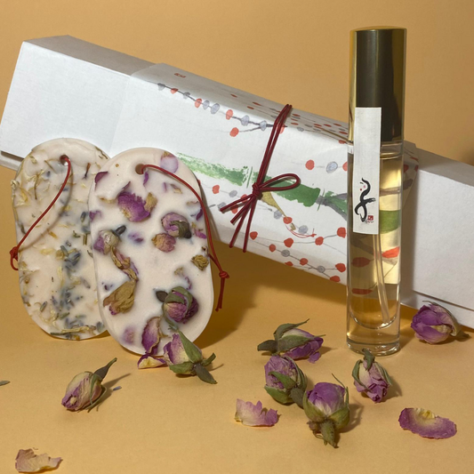 Coffret de parfums pour la maison : brume parfumée et palets